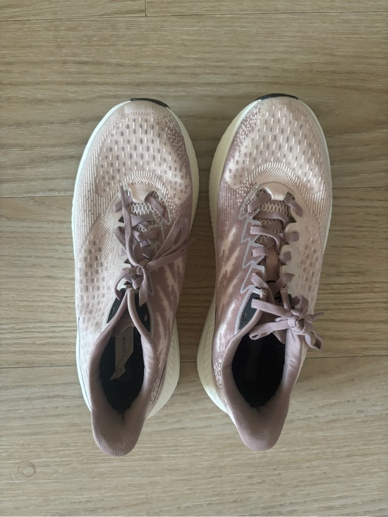 Hoka Shoes - Hoka MACH 6 women’s running sneaker